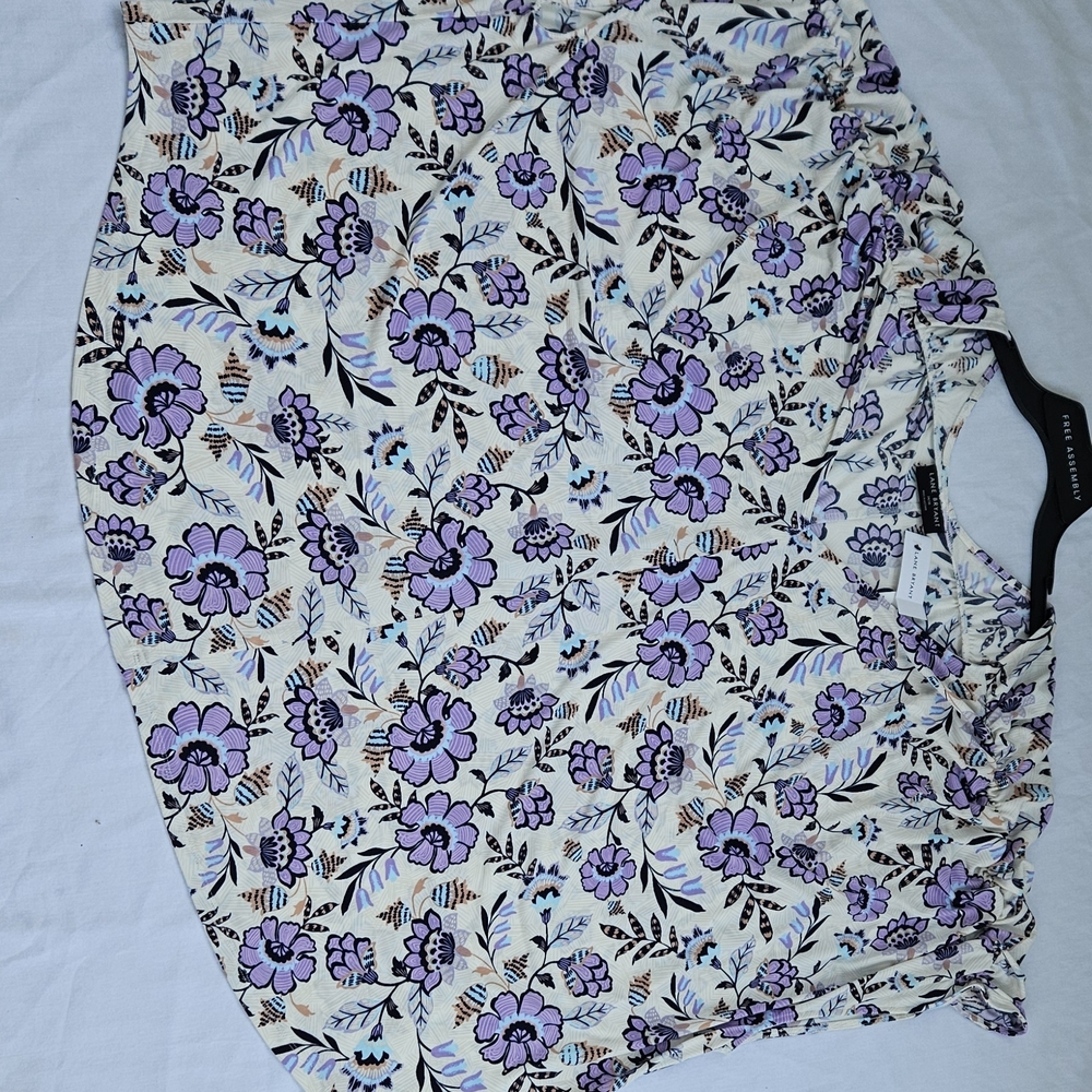 Lane Bryant Floral Blouse Cream Purple Ruffle Sleeve V-Neck Plus Size NWT, 34/36 - Picture 2 of 14